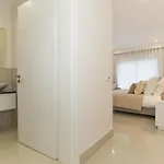 Pine Hills Reva Santuary Modern Elegance By Interhome Appartamento *
