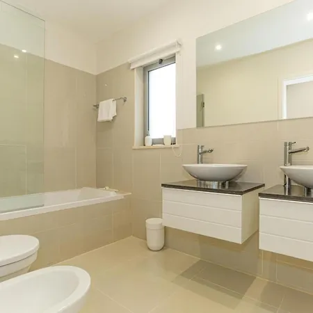 Pine Hills Reva Santuary Modern Elegance By Interhome Vilamoura