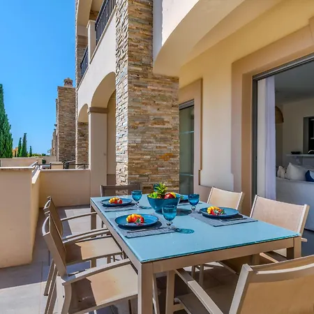 Appartamento Pine Hills Reva Santuary Modern Elegance By Interhome