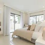 شقة Pine Hills Reva Santuary Modern Elegance By Interhome *