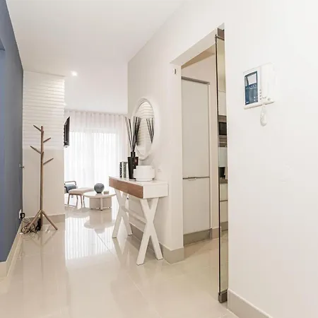 Apartment Pine Hills Reva Santuary Modern Elegance By Interhome *
